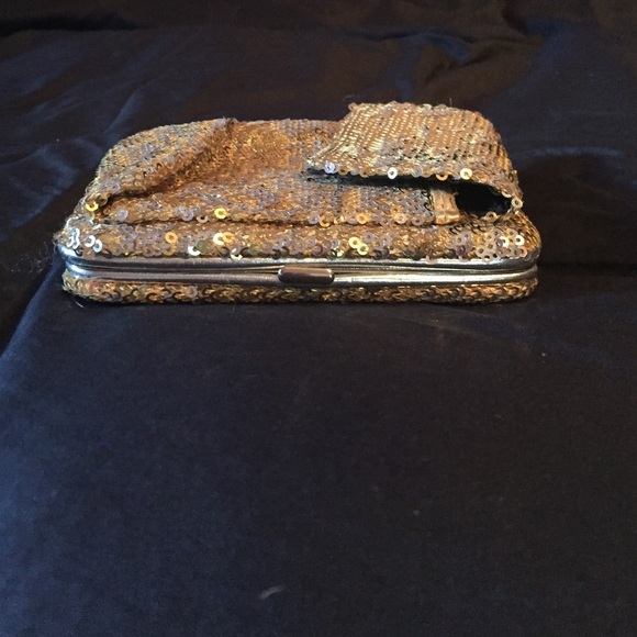 Gold Sequence Wallet ✨ - Picture 4 of 4