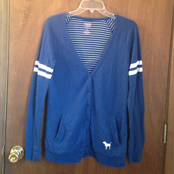 PINK by VS collegiate collection button up top