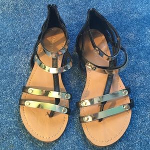New Aeropostale sandals