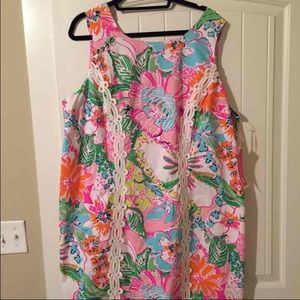 ISO Noise Posey shift dress size 16