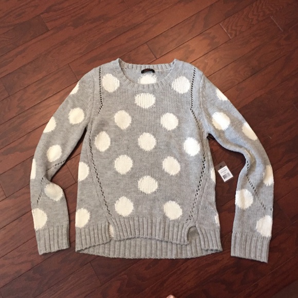 NWT polka dot sweater