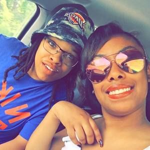 Meet your Posher, Jasmine