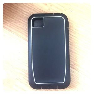 A iPhone 4/4s protective case