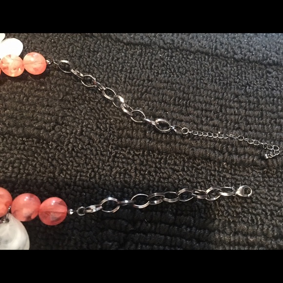Silver, White and Pink Beaded Necklace - Picture 4 of 4