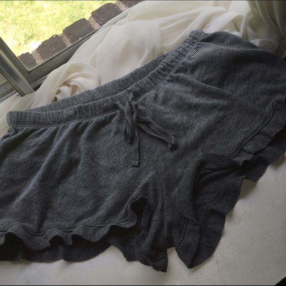 Super Soft and Comfy Shorts! 💟