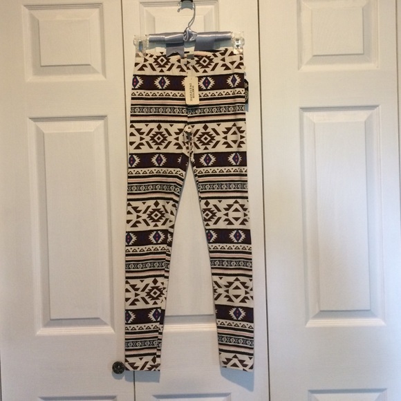 Pattern leggings from forever 21