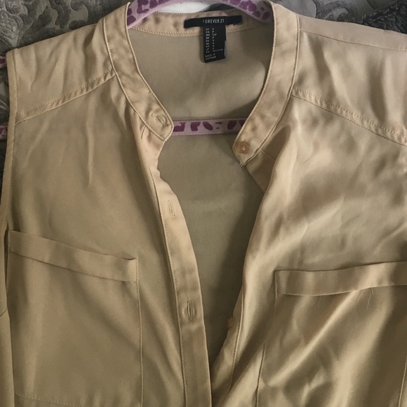 Forever 21 Tan Blouse size Small - Picture 2 of 4