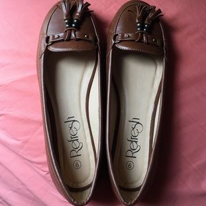 SOLD🔸Cute brown flats/loafers