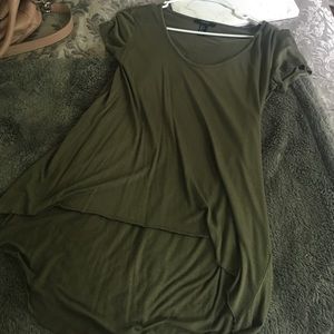 Forever 21 Army Green T Shirt hi low small