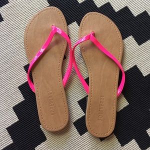 Forever 21 hot pink flips