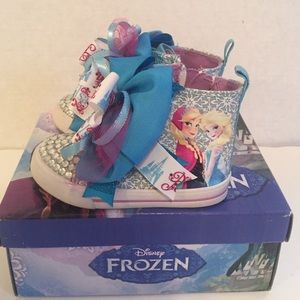 Handmade frozen shoes