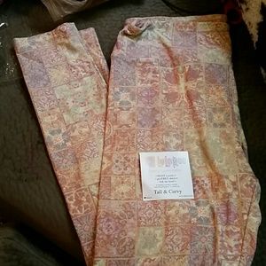 Tc lularoe leggings