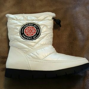 Madden Girl Icicle Boots NWT