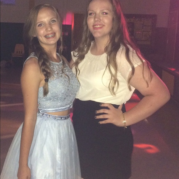 Formal Dress - Picture 1 of 2