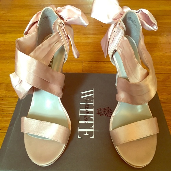 Vera Wang campaign color heels