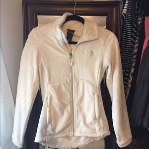 North face full zip fuzzy jacket