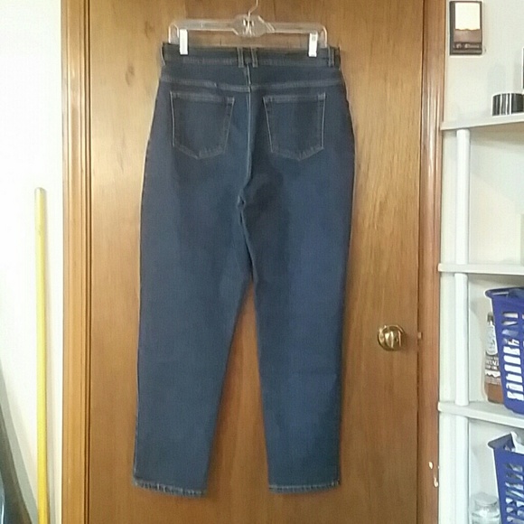 Gloria Vanderbilt Jeans - Picture 2 of 4