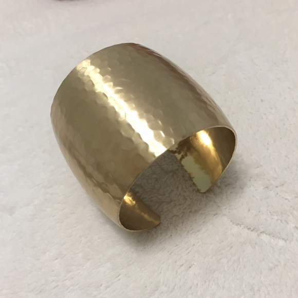 Get groups gold cuff!