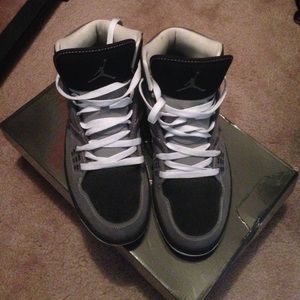 Jordan 1 Flights.  Only worn twice. Blk/gry/wht