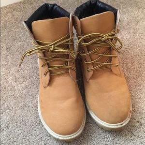 Look-alike timberlands