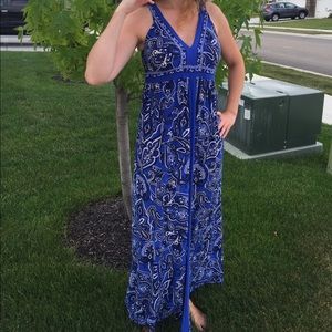 Donating soon! Stunning blue paisley maxi dress