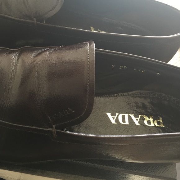 Prada shoes loafers. Size 10 US - Picture 3 of 3