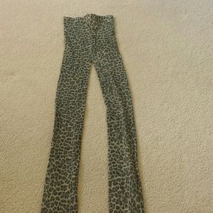 Leopard print footless tights