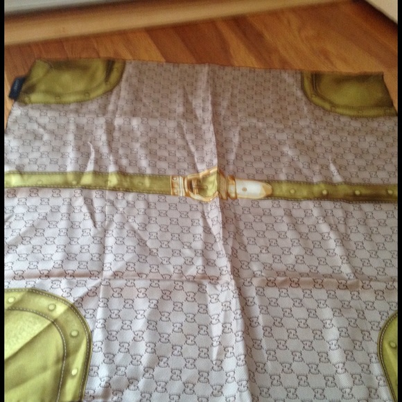 Gucci silk scarf