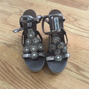 Never worn Steve Madden Wedges