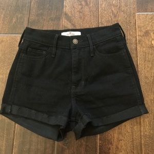 Hollister High Waisted Black Shorts Size 0 XS