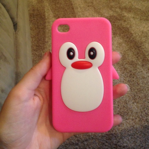 iPhone 4 penguin case! Flexible case.