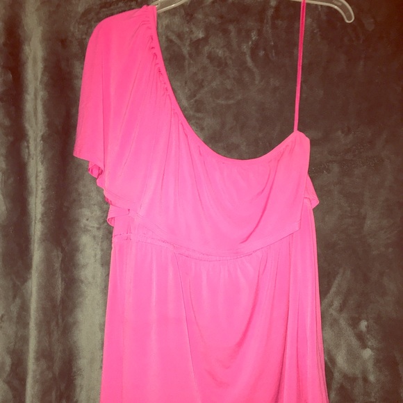 Torrid one shoulder ruffle top.