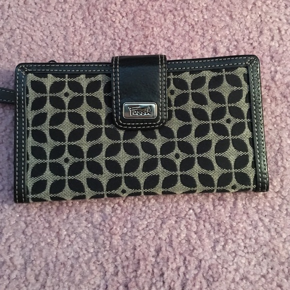 Fossil wallet