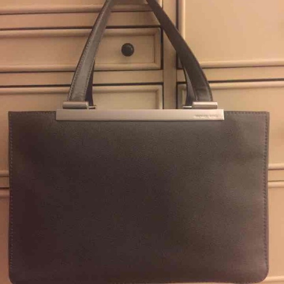 Michael kors purse - Picture 3 of 3