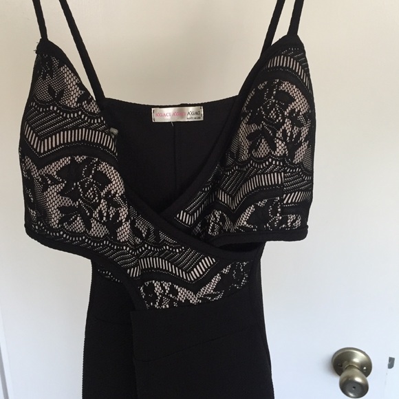 Super cute and flirty dress - Picture 1 of 4