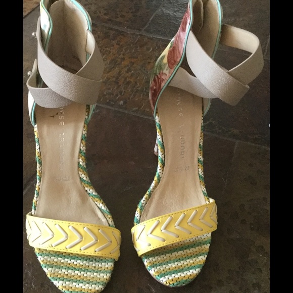 Summer open toe heels - Picture 1 of 4