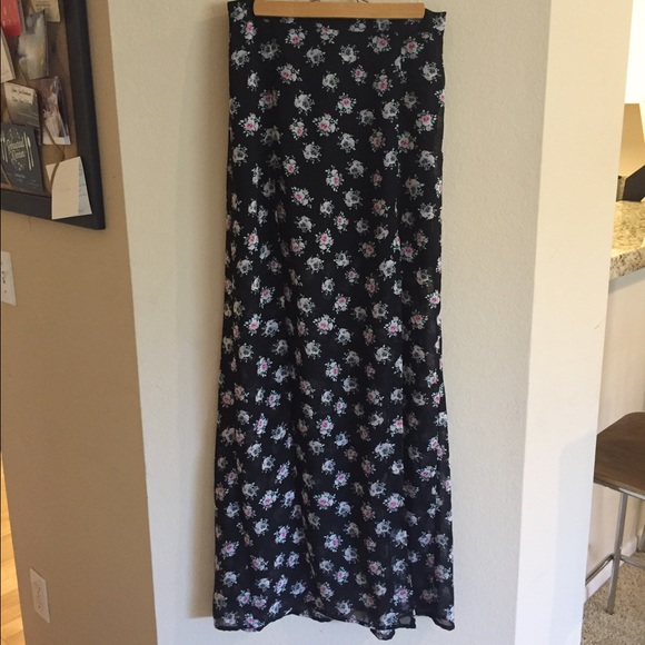 Divided by H&M maxi skirt