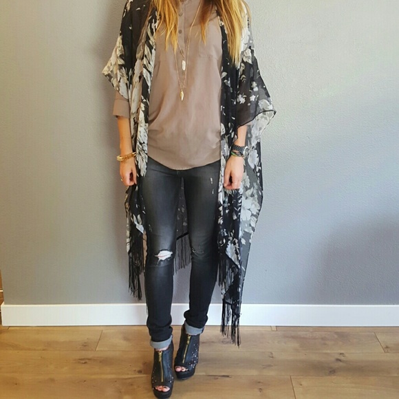 Black skinny jeans