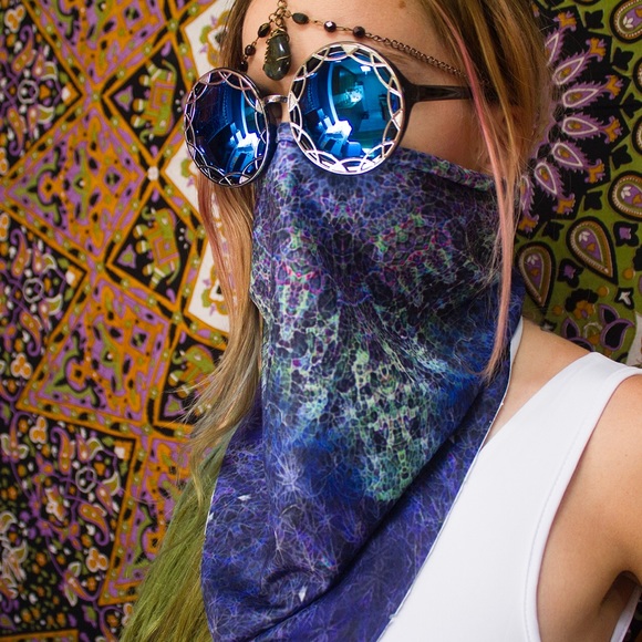 UNIF Accessories - RESTOCKING Round Geometric Ornate Burner Sunnies✨