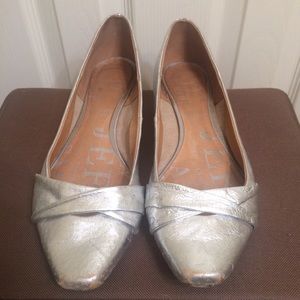 SOLD • Jeffrey Campbell Vintage Silver Flats