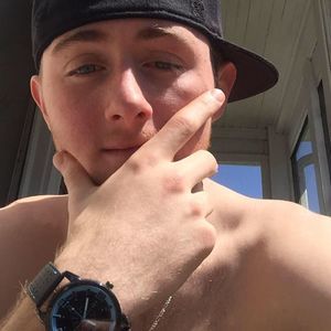 Meet your Posher, Zachary