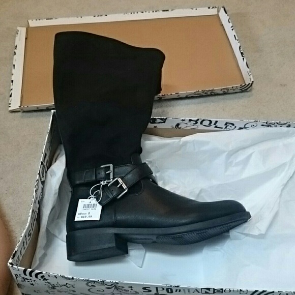 Black boots NWT