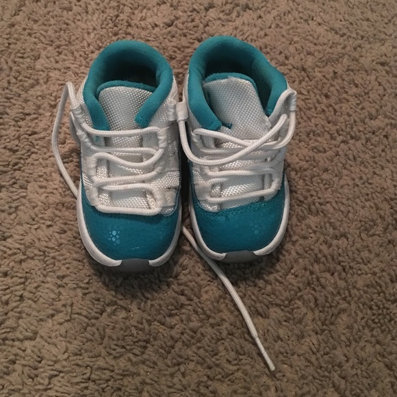 Retro Jordan 11's in excellent condition