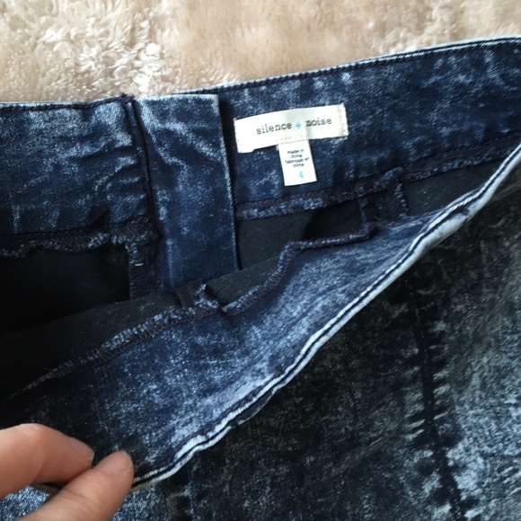 High waisted denim shorts - Picture 4 of 4