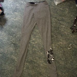 Grey Nike leggings.