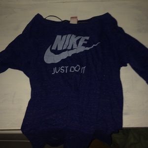Nike crewneck (make offers!!)