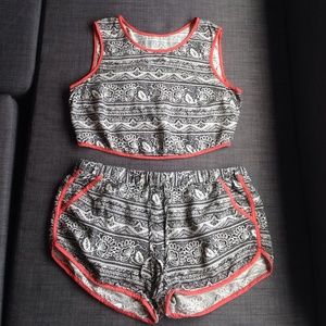 Adorable woven shorts set