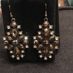Chandelier earrings