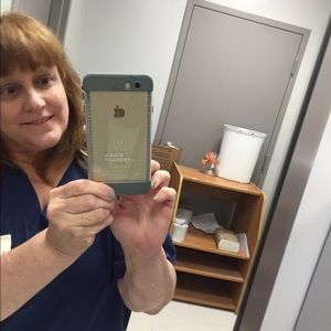 Meet your Posher, Alicia