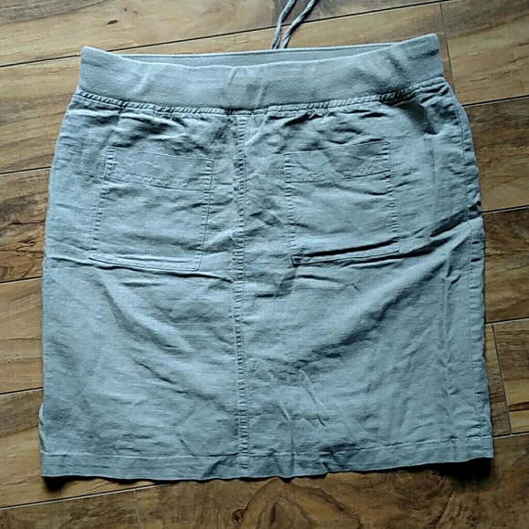 Skirt - Picture 2 of 2